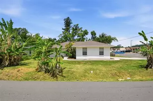 1812 34th Ave E, Bradenton, FL 34208 - Photo 1