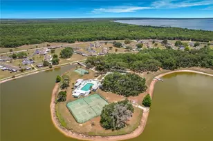 523 Club Cir, Lake Wales, FL 33898 - Photo 23