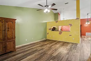 1126 Little Creek Rd, Orlando, FL 32825 - Photo 9