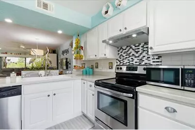 6111 Lake Pointe Drive #202, Orlando, FL 32822 - Photo 11