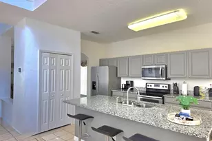 1027 Balmoral Dr, Davenport, FL 33896 - Photo 5