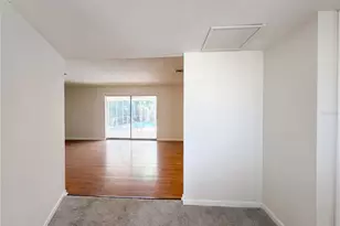 6712 Conetta Dr, Sarasota, FL 34243 - Photo 9