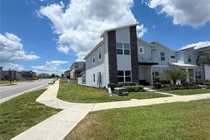 1098 Splash Shot Pl, Davenport, FL 33896 - Photo 3