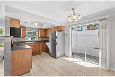 126 Page Street #A, Orlando, FL 32806 - Photo 9