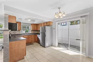 126 Page St, Orlando, FL 32806 - Photo 9