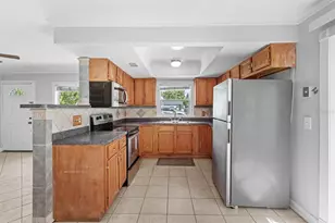 126 Page St, Orlando, FL 32806 - Photo 11
