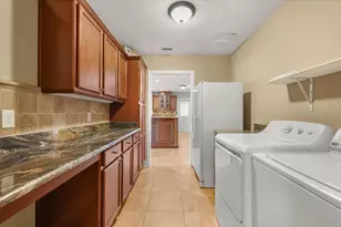 2822 Bass Lake Blvd, Orlando, FL 32806 - Photo 15