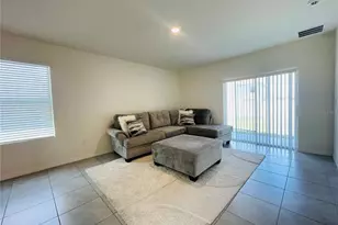 17043 Oval Rum Dr, Wimauma, FL 33598 - Photo 3