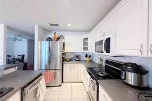 12755 Somerset Oaks St, Orlando, FL 32828 - Photo 11