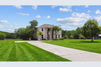 8848 Bogaert Drive, Groveland, FL 34736 - Photo 11
