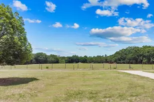 8848 Bogaert Dr, Groveland, FL 34736 - Photo 5