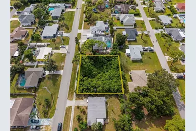 31 W Seminole Drive, Venice, FL 34293 - Photo 1