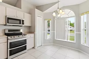 1537 Ridge Pointe Dr, Orlando, FL 32808 - Photo 11