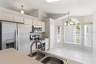1537 Ridge Pointe Dr, Orlando, FL 32808 - Photo 9