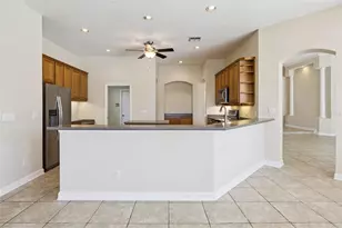 2347 Warren Woods Dr, Orlando, FL 32835 - Photo 11