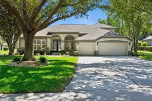 2347 Warren Woods Dr, Orlando, FL 32835 - Photo 3
