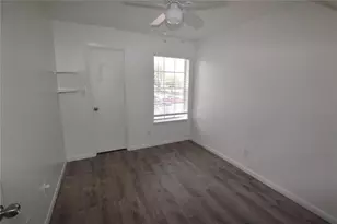 5533 Chrishire Way, Orlando, FL 32822 - Photo 9