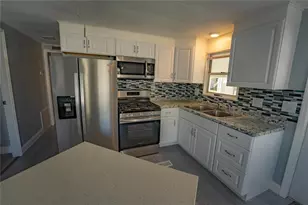 10374 106th Ave, Largo, FL 33773 - Photo 11