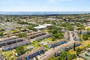 2425 Flamingo Blvd, Bradenton, FL 34207 - Photo 9