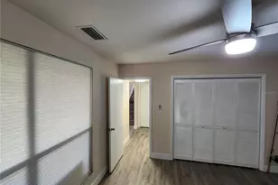 3402 Ellenwood Ln, Tampa, FL 33618 - Photo 11