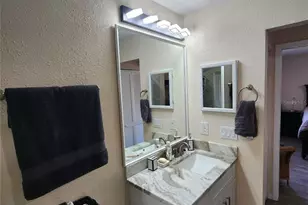 3402 Ellenwood Ln, Tampa, FL 33618 - Photo 31