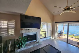 3402 Ellenwood Ln, Tampa, FL 33618 - Photo 11