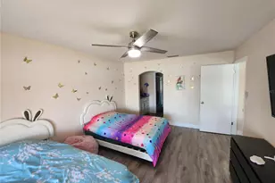 3402 Ellenwood Ln, Tampa, FL 33618 - Photo 21