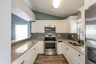 4720 Dunquin Pl, Tampa, FL 33610 - Photo 7