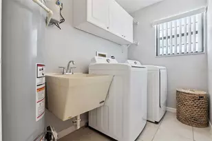 209 E Catawba St, Fruitland Park, FL 34731 - Photo 25
