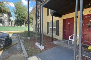2800 E 113th Ave, Tampa, FL 33612 - Photo 1