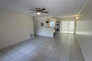 2800 E 113th Ave, Tampa, FL 33612 - Photo 3