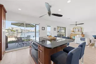 400 Larboard Way, Clearwater Beach, FL 33767 - Photo 9