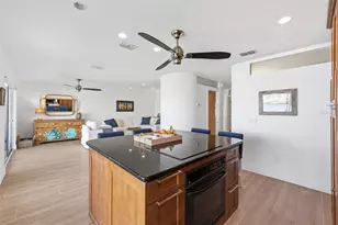 400 Larboard Way, Clearwater Beach, FL 33767 - Photo 11
