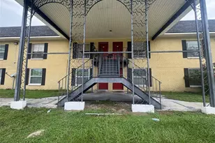 2800 E 113th Ave, Tampa, FL 33612 - Photo 1