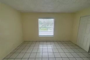 2800 E 113th Ave, Tampa, FL 33612 - Photo 19