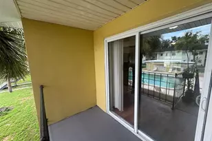 2800 E 113th Ave, Tampa, FL 33612 - Photo 11