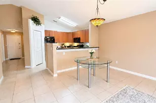1705 Circe Lake Ct, Orlando, FL 32826 - Photo 5