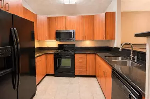 1705 Circe Lake Ct, Orlando, FL 32826 - Photo 3