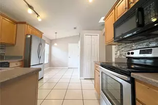 202 Woodbury Pines Cir, Orlando, FL 32828 - Photo 9
