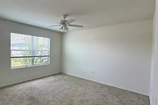 1325 Winter Gray Cir, Deltona, FL 32738 - Photo 13