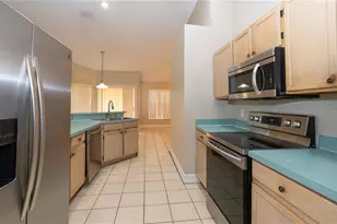 12860 Waterhaven Cir, Orlando, FL 32828 - Photo 9