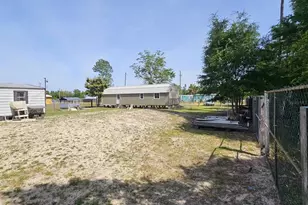 12132 Pineridge Rd, Fountain, FL 32438 - Photo 5