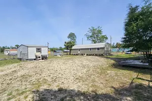 12132 Pineridge Rd, Fountain, FL 32438 - Photo 7