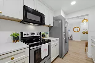 3575 Gulf Blvd, Saint Pete Beach, FL 33706 - Photo 15