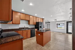 3240 Apfel Rd, Wesley Chapel, FL 33543 - Photo 17