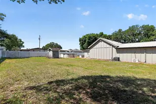 3240 Apfel Rd, Wesley Chapel, FL 33543 - Photo 5