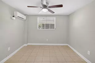 3301 W Woodlawn Ave, Tampa, FL 33607 - Photo 11