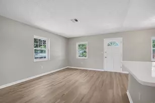112 Amy Cir, Lakeland, FL 33809 - Photo 9