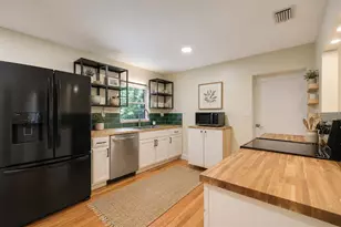 1818 Garvin St, Orlando, FL 32803 - Photo 17