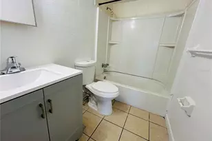 2777 L B McLeod Rd, Orlando, FL 32805 - Photo 5